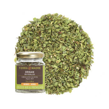 Organic oregano leaves