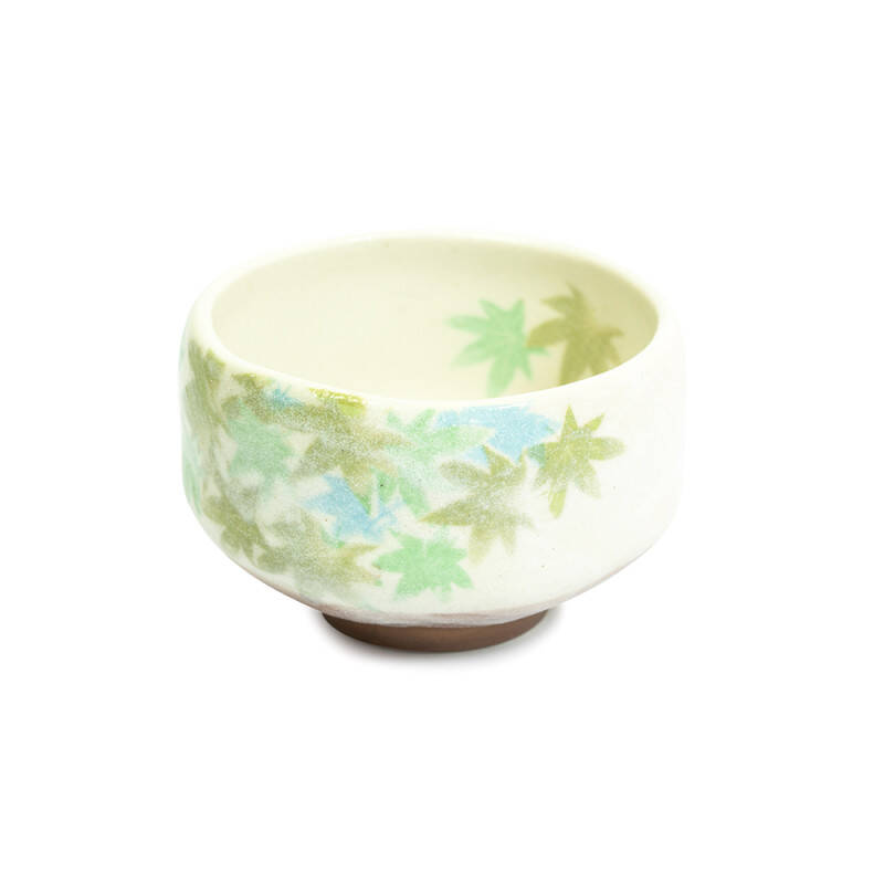 Matcha Bowl Green Leaves - Stoneware - Chawan - 230 ml Matcha Bowl Green Leaves - Stoneware - Chawan - 230 ml