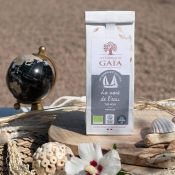 Thé noir bio transporté à la voile - La voie de l'eau