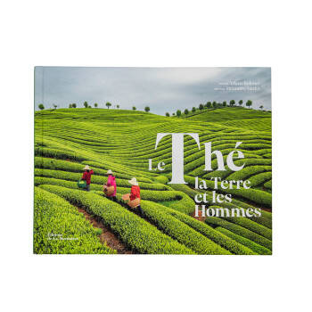 Livre Le Thé, la terre et les hommes par Arlette Rohmer