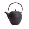Mayu cast iron teapot - 0.55 L - Black with black aluminium handle