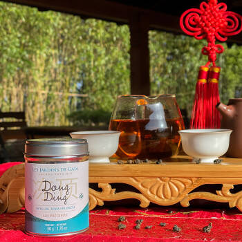 Organic oolong tea / Organic wulong tea from Taiwan - Dong Ding 冻顶