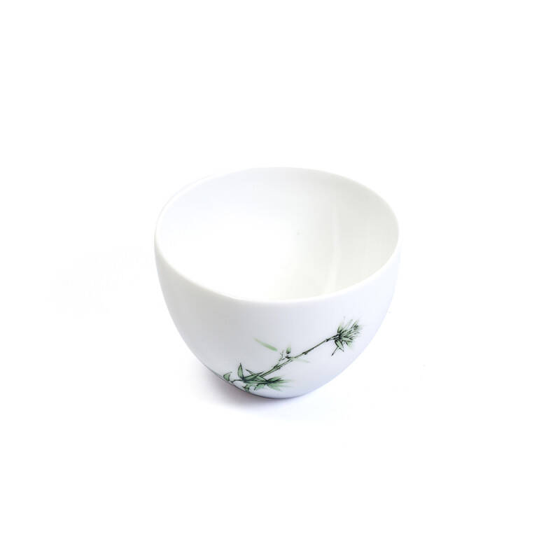 White cup with bamboo motif - Hand made in China - 90 ml