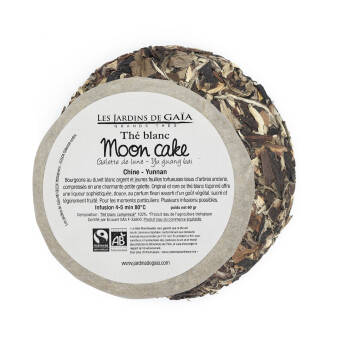 White tea cake Moon Cake Yue Guang Bai - Moon white reflection
