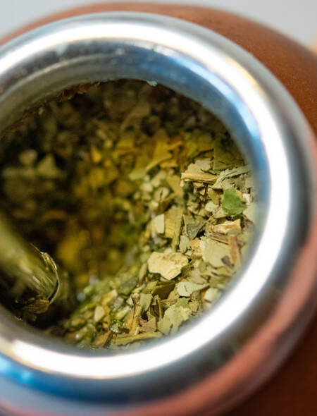 Maté dans calebasse
				                    