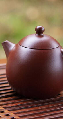 Yixing teapot
									