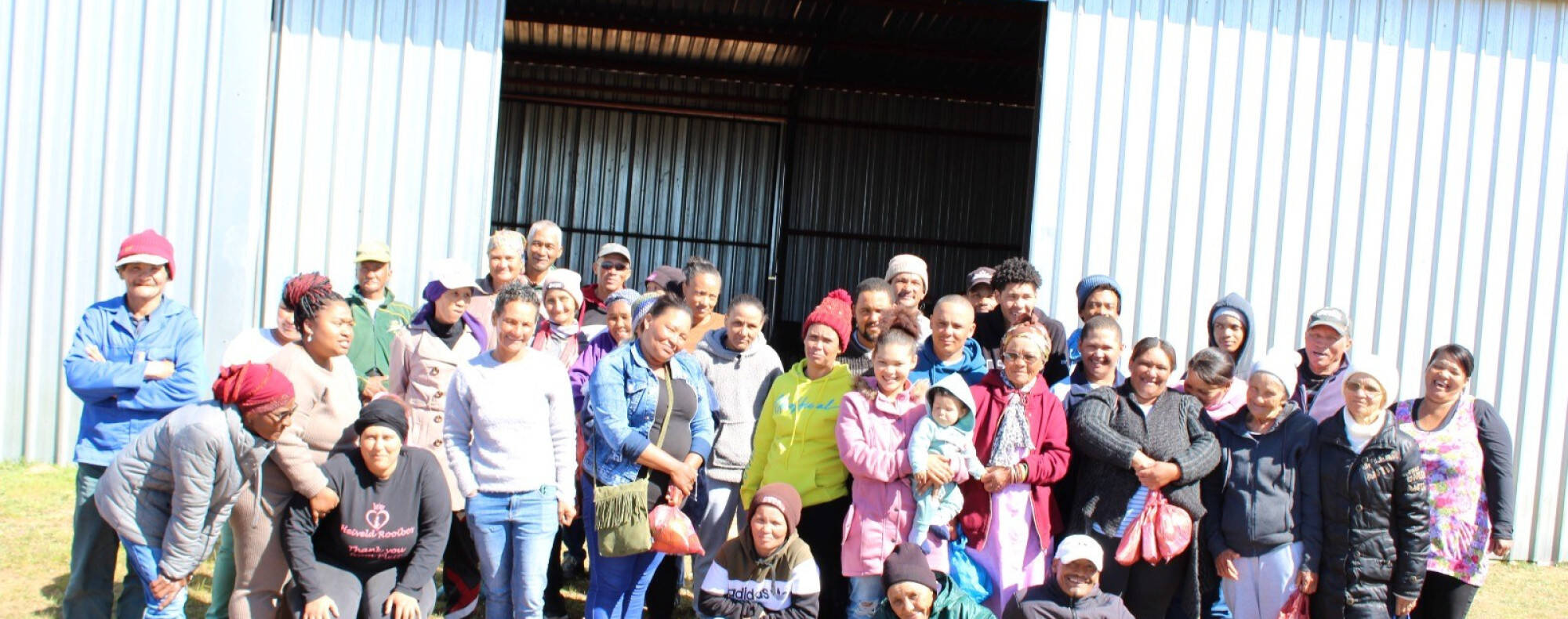 Bandeau - Photo de groupe de l'ONG Indigo
                          