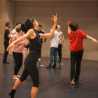 Be Together - Danseurs © Omaro Productions
			                